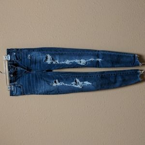 Super hi-rise jegging American Eagle distressed jeans size 0